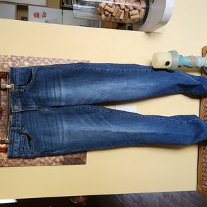 Kut Straight Leg jeans